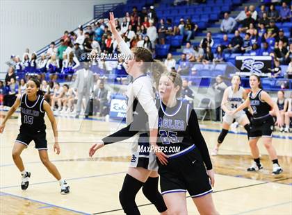 Thumbnail 3 in Dallas Christian vs. Southwest Christian School (TAPPS 5A Regional Semifinal) photogallery.