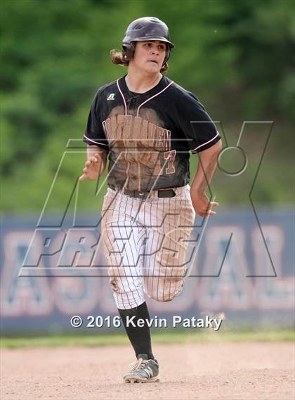 Thumbnail 3 in North Haven vs. Avon (CIAC Class L Quarterfinal) photogallery.