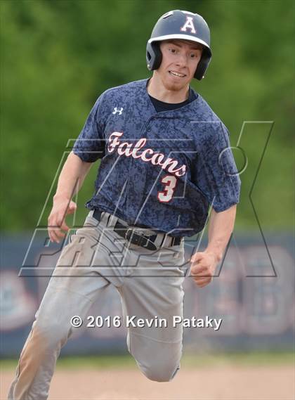 Thumbnail 1 in North Haven vs. Avon (CIAC Class L Quarterfinal) photogallery.