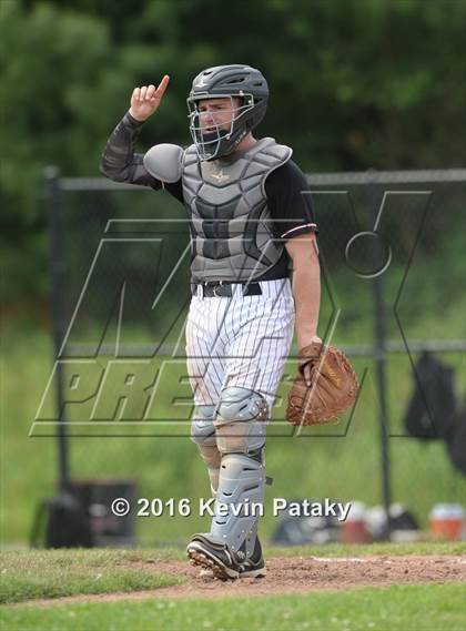 Thumbnail 2 in North Haven vs. Avon (CIAC Class L Quarterfinal) photogallery.