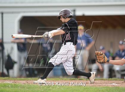 Thumbnail 1 in North Haven vs. Avon (CIAC Class L Quarterfinal) photogallery.