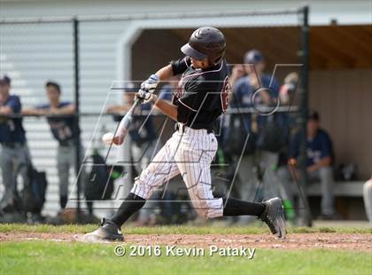 Thumbnail 3 in North Haven vs. Avon (CIAC Class L Quarterfinal) photogallery.