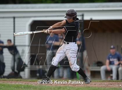 Thumbnail 1 in North Haven vs. Avon (CIAC Class L Quarterfinal) photogallery.