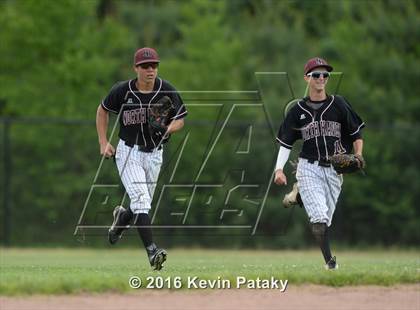 Thumbnail 1 in North Haven vs. Avon (CIAC Class L Quarterfinal) photogallery.