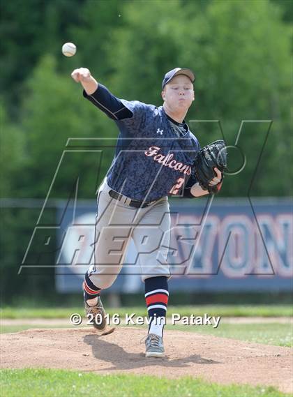 Thumbnail 3 in North Haven vs. Avon (CIAC Class L Quarterfinal) photogallery.