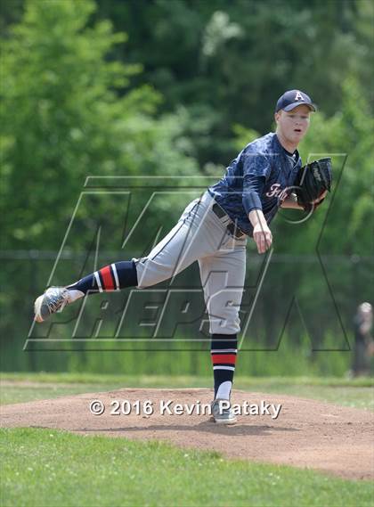 Thumbnail 2 in North Haven vs. Avon (CIAC Class L Quarterfinal) photogallery.