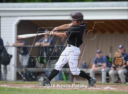 Thumbnail 3 in North Haven vs. Avon (CIAC Class L Quarterfinal) photogallery.