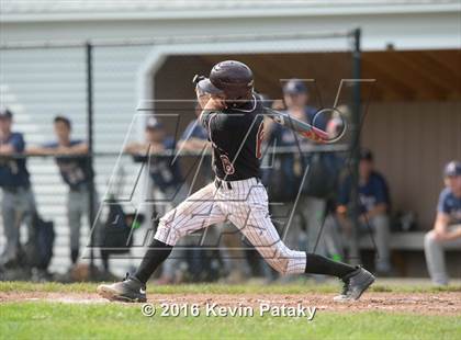 Thumbnail 2 in North Haven vs. Avon (CIAC Class L Quarterfinal) photogallery.