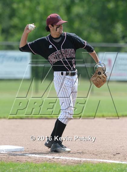 Thumbnail 3 in North Haven vs. Avon (CIAC Class L Quarterfinal) photogallery.