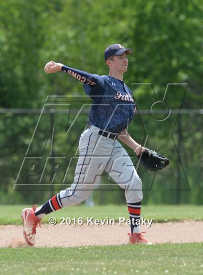 Thumbnail 1 in North Haven vs. Avon (CIAC Class L Quarterfinal) photogallery.