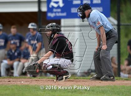 Thumbnail 1 in North Haven vs. Avon (CIAC Class L Quarterfinal) photogallery.