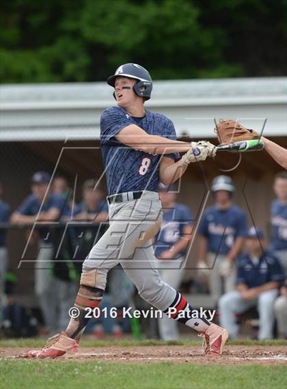 Thumbnail 1 in North Haven vs. Avon (CIAC Class L Quarterfinal) photogallery.