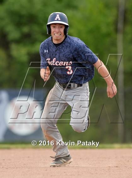Thumbnail 3 in North Haven vs. Avon (CIAC Class L Quarterfinal) photogallery.