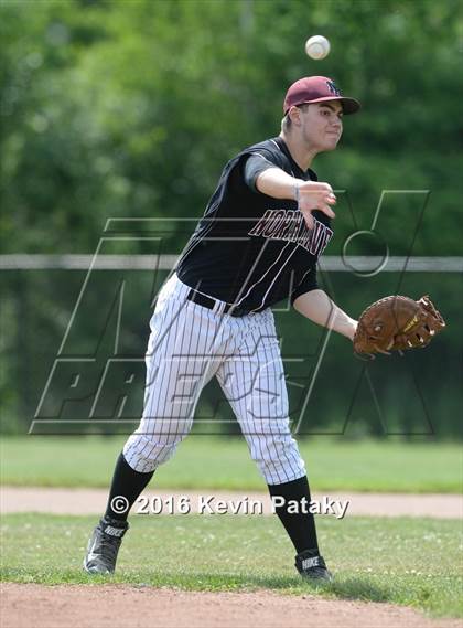 Thumbnail 3 in North Haven vs. Avon (CIAC Class L Quarterfinal) photogallery.