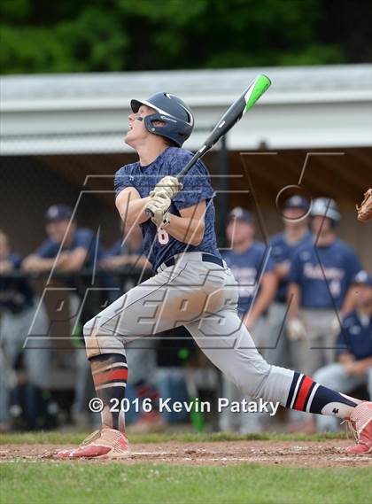 Thumbnail 3 in North Haven vs. Avon (CIAC Class L Quarterfinal) photogallery.