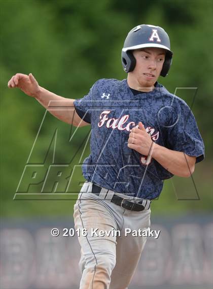 Thumbnail 1 in North Haven vs. Avon (CIAC Class L Quarterfinal) photogallery.