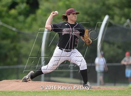 Thumbnail 1 in North Haven vs. Avon (CIAC Class L Quarterfinal) photogallery.