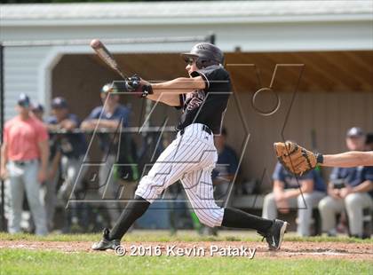 Thumbnail 3 in North Haven vs. Avon (CIAC Class L Quarterfinal) photogallery.