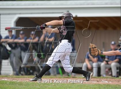 Thumbnail 2 in North Haven vs. Avon (CIAC Class L Quarterfinal) photogallery.
