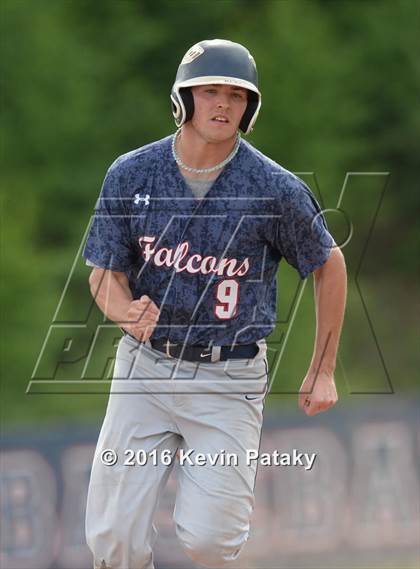 Thumbnail 3 in North Haven vs. Avon (CIAC Class L Quarterfinal) photogallery.