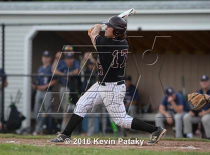 Thumbnail 3 in North Haven vs. Avon (CIAC Class L Quarterfinal) photogallery.
