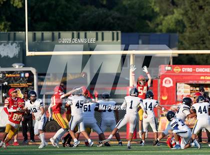 Thumbnail 2 in JV: Bellarmine College Prep @ Jesuit photogallery.