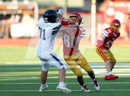 Thumbnail 3 in JV: Bellarmine College Prep @ Jesuit photogallery.