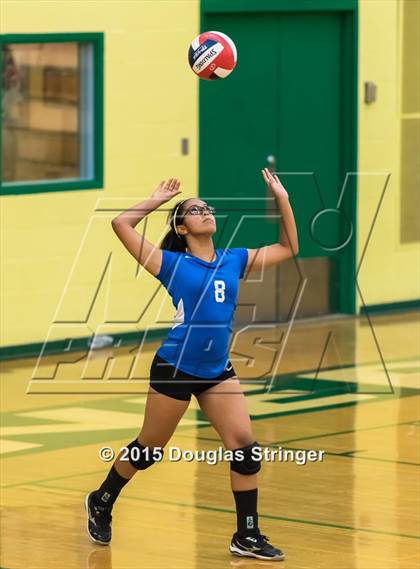 Thumbnail 1 in JV: Irvington @ Moreau Catholic photogallery.