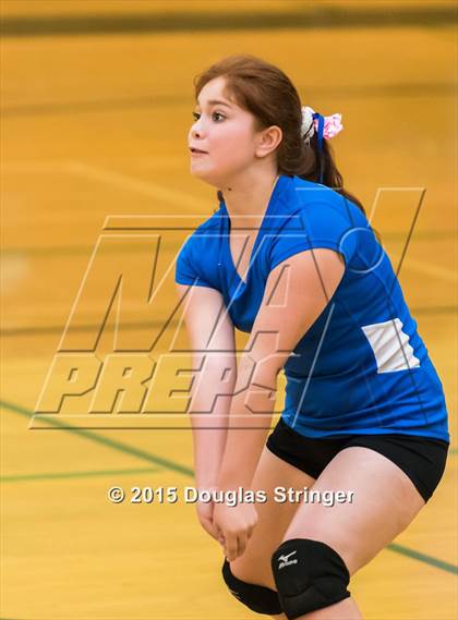 Thumbnail 3 in JV: Irvington @ Moreau Catholic photogallery.