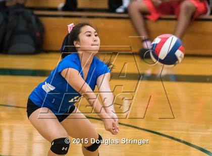 Thumbnail 2 in JV: Irvington @ Moreau Catholic photogallery.