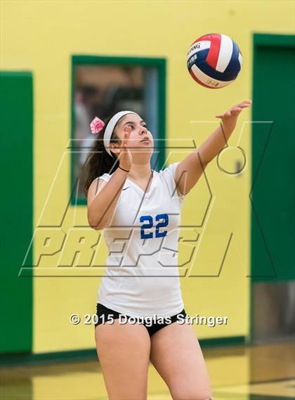 Thumbnail 1 in JV: Irvington @ Moreau Catholic photogallery.