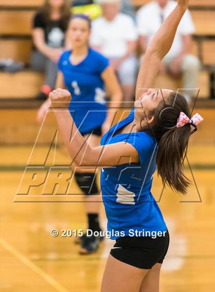Thumbnail 2 in JV: Irvington @ Moreau Catholic photogallery.