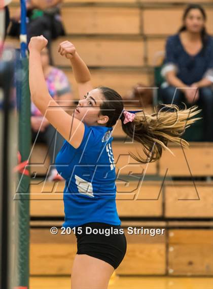 Thumbnail 2 in JV: Irvington @ Moreau Catholic photogallery.