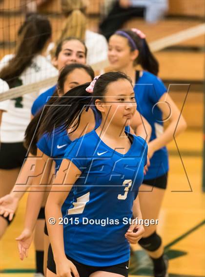 Thumbnail 2 in JV: Irvington @ Moreau Catholic photogallery.