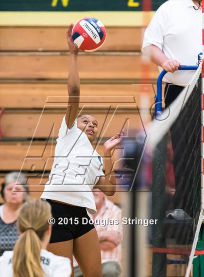 Thumbnail 2 in JV: Irvington @ Moreau Catholic photogallery.