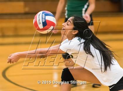 Thumbnail 3 in JV: Irvington @ Moreau Catholic photogallery.