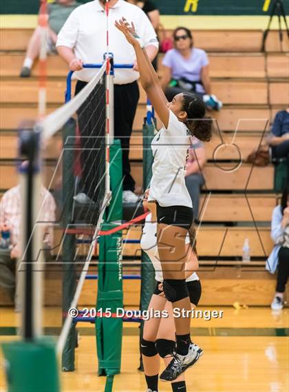 Thumbnail 3 in JV: Irvington @ Moreau Catholic photogallery.