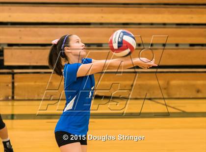 Thumbnail 1 in JV: Irvington @ Moreau Catholic photogallery.