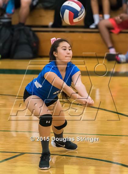 Thumbnail 3 in JV: Irvington @ Moreau Catholic photogallery.