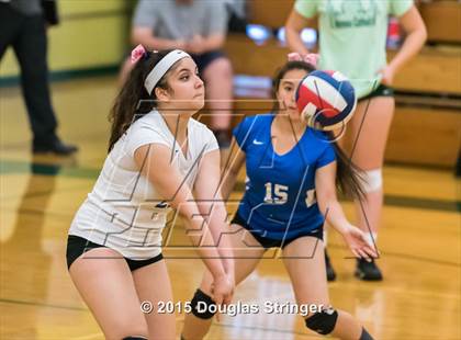 Thumbnail 3 in JV: Irvington @ Moreau Catholic photogallery.