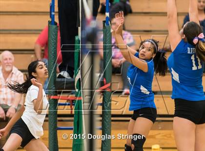 Thumbnail 1 in JV: Irvington @ Moreau Catholic photogallery.