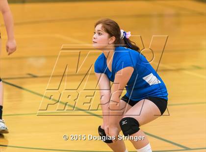 Thumbnail 2 in JV: Irvington @ Moreau Catholic photogallery.