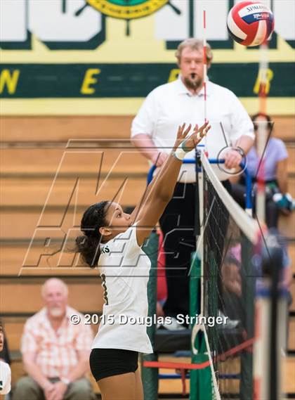 Thumbnail 2 in JV: Irvington @ Moreau Catholic photogallery.