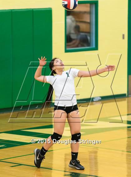Thumbnail 3 in JV: Irvington @ Moreau Catholic photogallery.