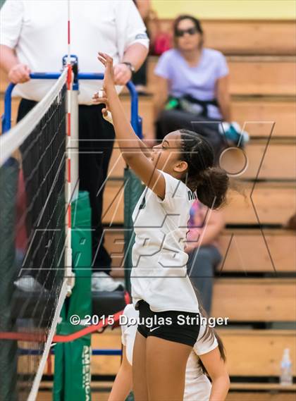 Thumbnail 1 in JV: Irvington @ Moreau Catholic photogallery.