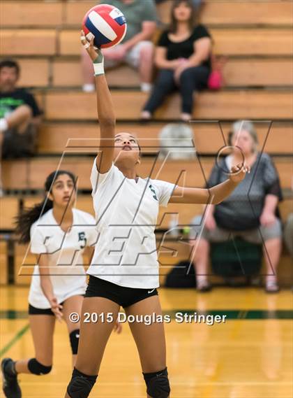 Thumbnail 1 in JV: Irvington @ Moreau Catholic photogallery.