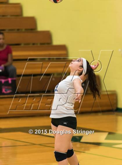 Thumbnail 3 in JV: Irvington @ Moreau Catholic photogallery.