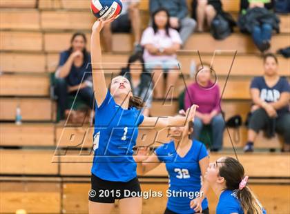 Thumbnail 2 in JV: Irvington @ Moreau Catholic photogallery.