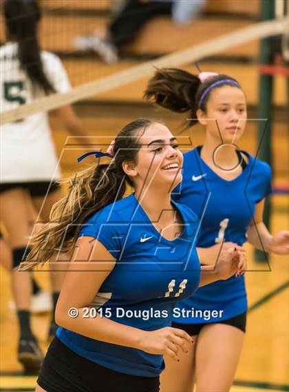 Thumbnail 3 in JV: Irvington @ Moreau Catholic photogallery.