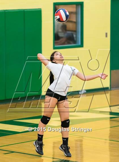 Thumbnail 1 in JV: Irvington @ Moreau Catholic photogallery.